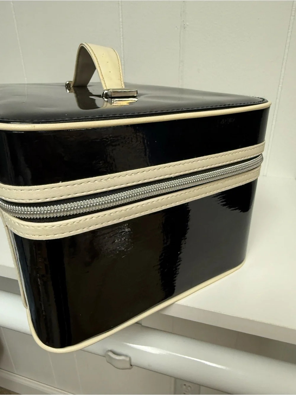 Vintage Lancôme Makeup Train Case | Black Cream Red | Eiffel Tower Zipper Charms
